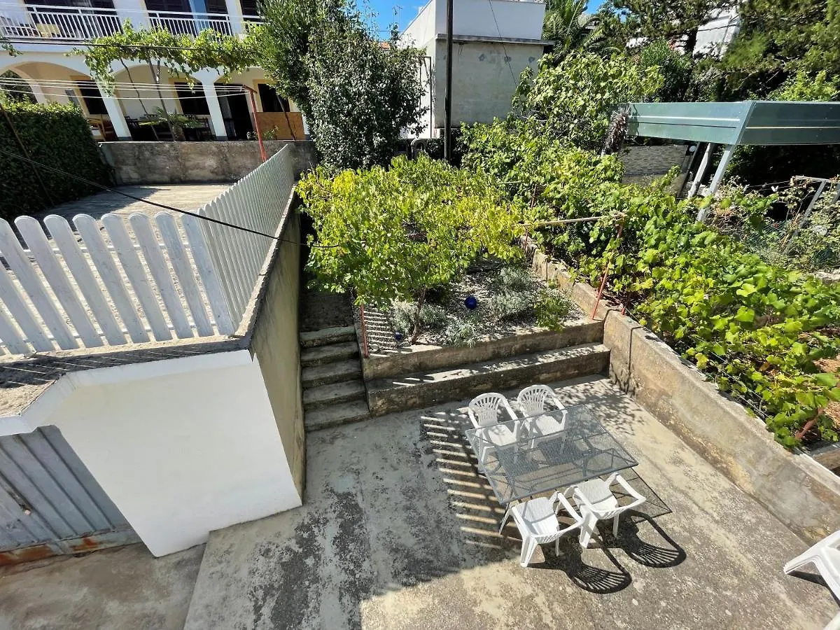 Apartments Bohovic Silo