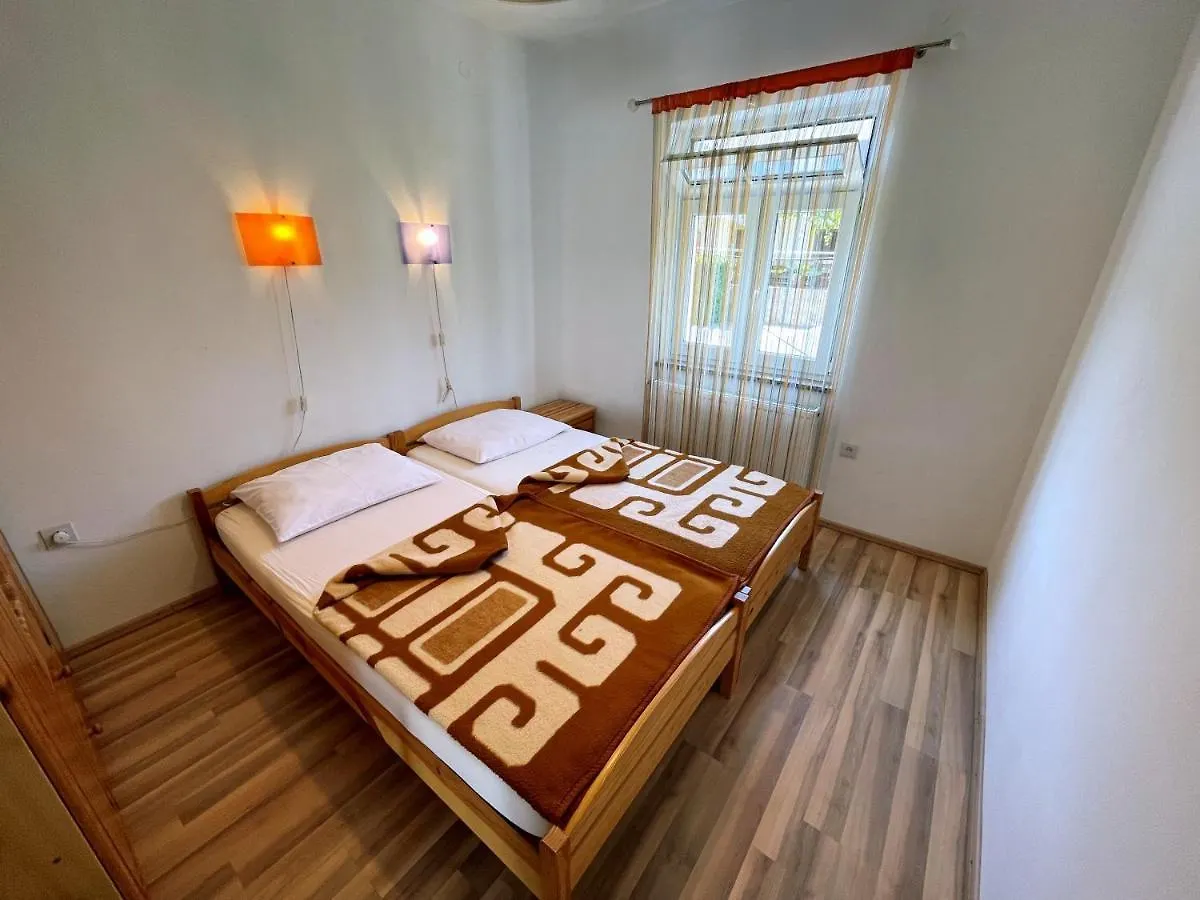 Apartments Bohovic Silo