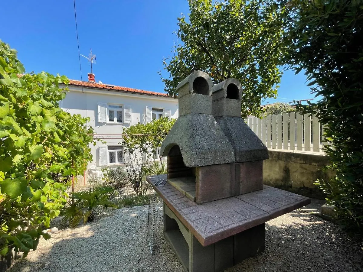 Apartments Bohovic Silo  0*, Silo (Krk) Croatia