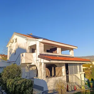 Frank Apartman