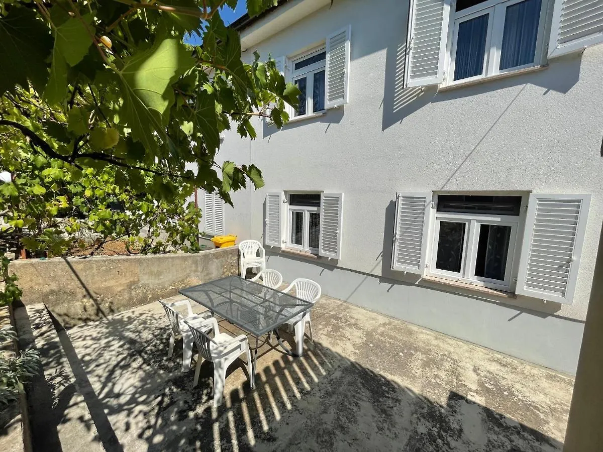 Apartments Bohovic Silo  0*, Silo (Krk)